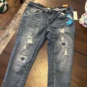 Hydraulic distressed jeans
